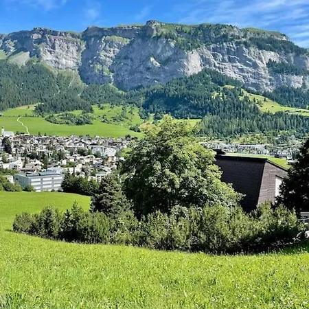 Mountain Retreat With Nordic Hotpot Near Caumasee Apartment