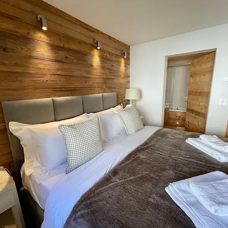 Mountain Retreat With Nordic Hotpot Near Caumasee *